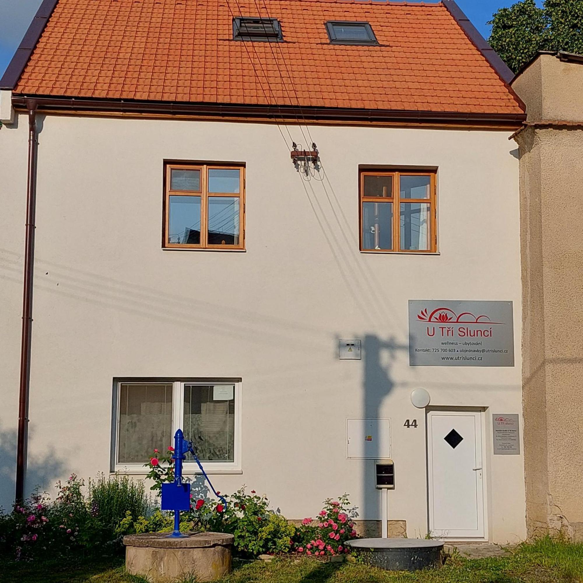 Apartmany U Tri Slunci Hroubovice Bagian luar foto